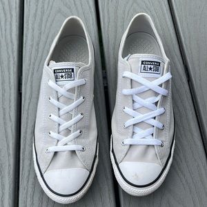Converse all star dainty low top size 10.5